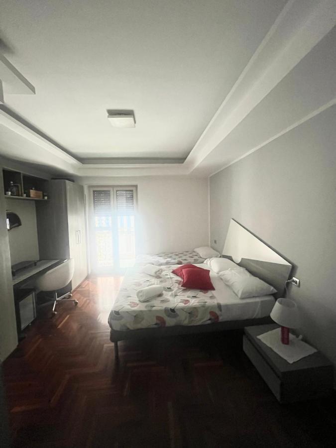La Casa Di Sassa Lägenhet Neapel Exteriör bild
